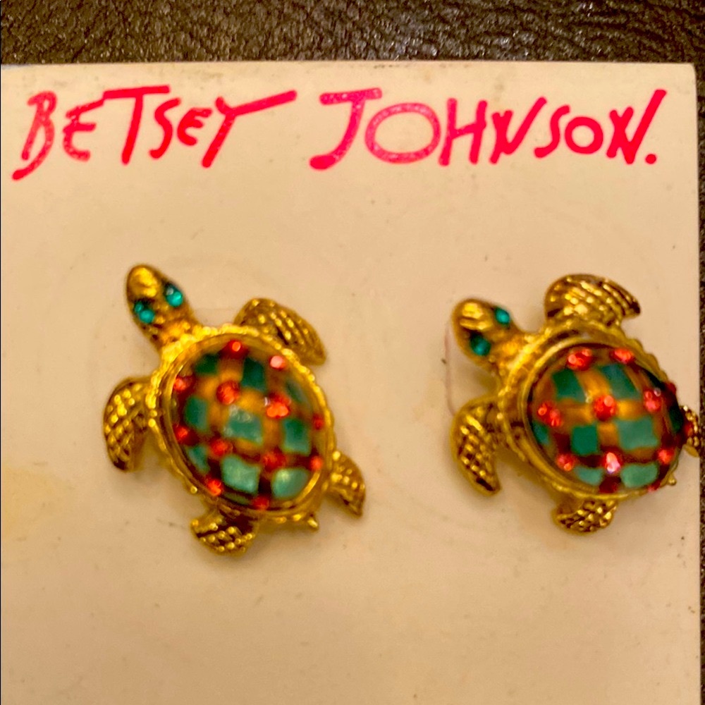 Betsey Johnson Gold and Green Turtle Stud Earrings